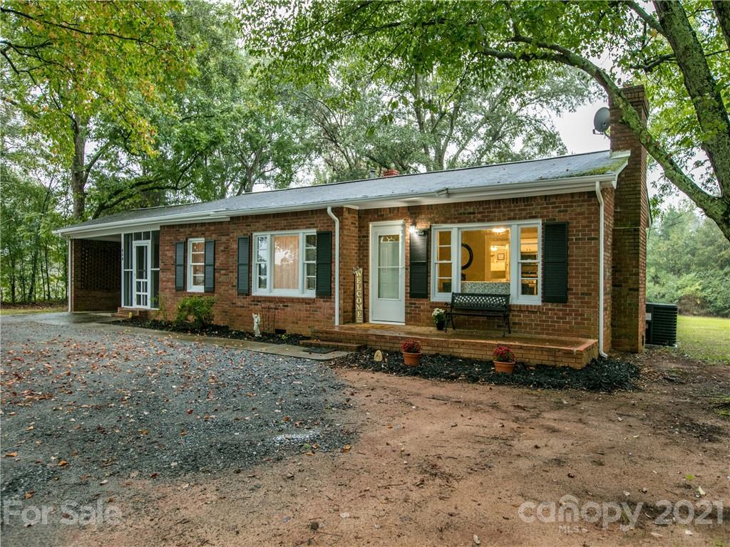 958 Ferry Road Forest City NC 28043