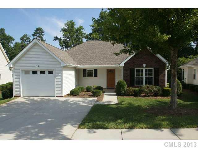 214 Oak Village Parkway Mooresville NC 28117