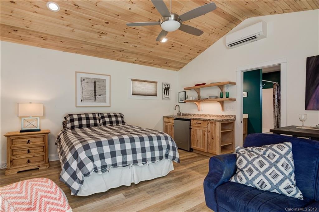 21 Crescent Street Asheville NC 28801
