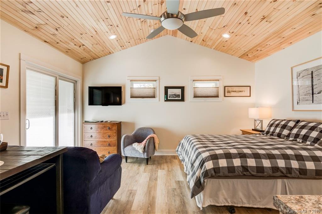 21 Crescent Street Asheville NC 28801