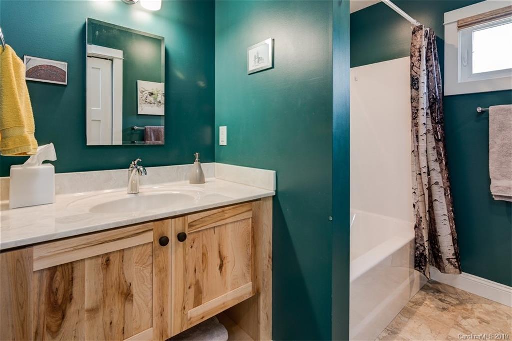 21 Crescent Street Asheville NC 28801