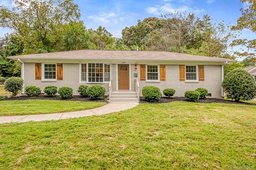 4420 Gainesborough Road Charlotte NC 28205