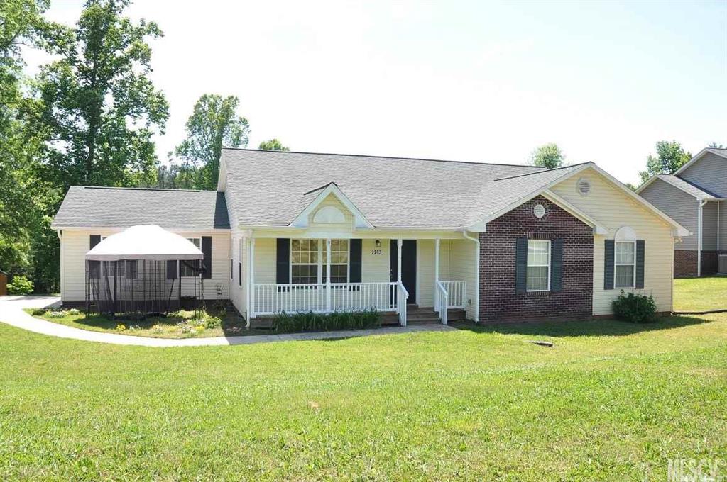 2263 Picnic Drive Newton NC 28658