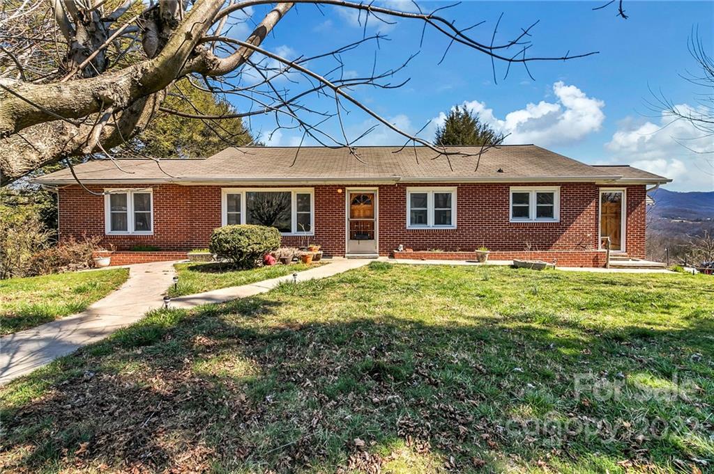 946 Newfound Street Canton NC 28716
