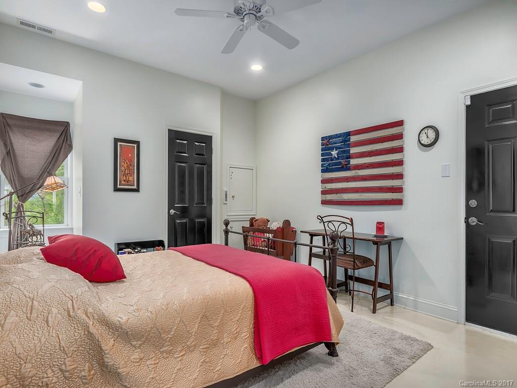 109 S Mitchell Lane Fletcher NC 28732