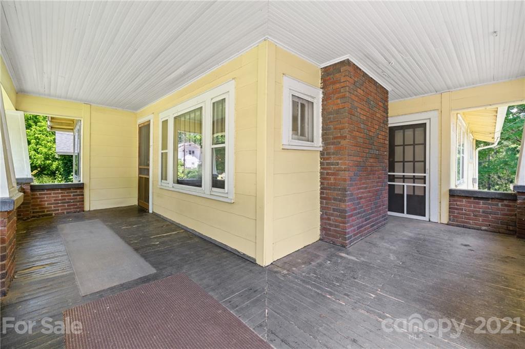 34 Harvard Place Asheville NC 28806