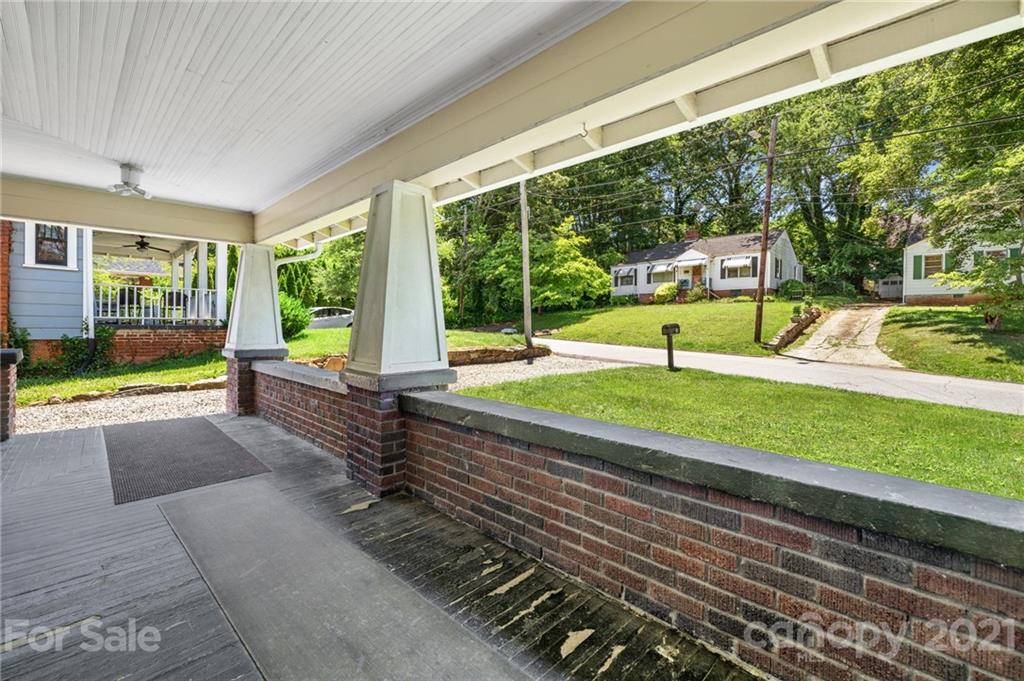 34 Harvard Place Asheville NC 28806