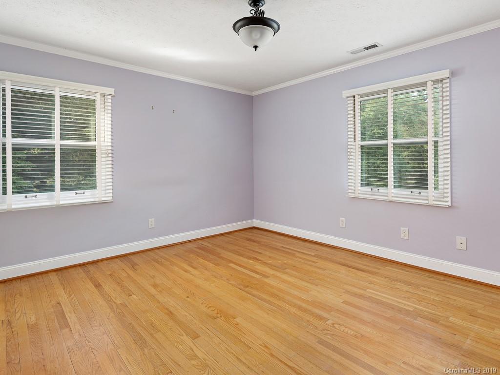 11 Springside Park Asheville NC 28803