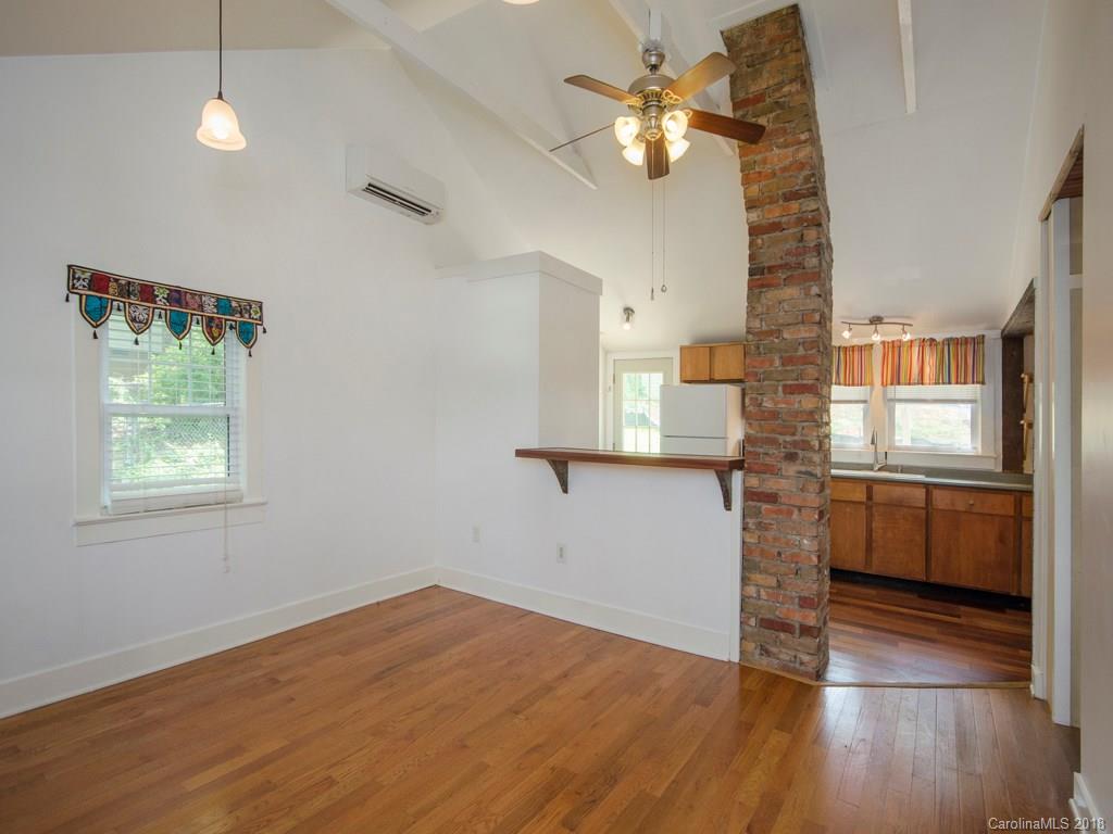 10 Florida Place Asheville NC 28806