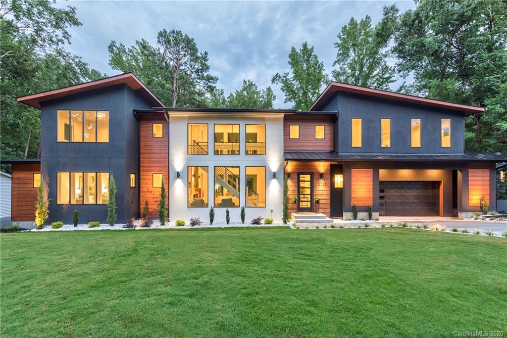 2732 Huntingtowne Farms Lane Charlotte NC 28210
