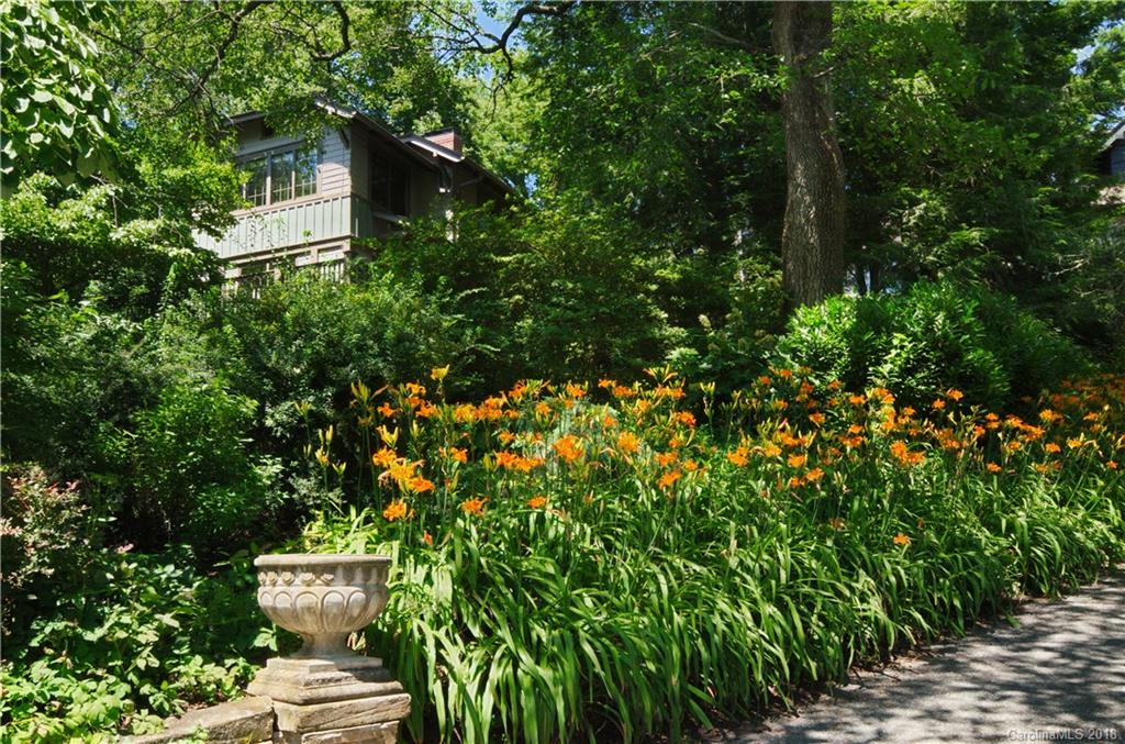 32 Sunset Terrace Asheville NC 28801