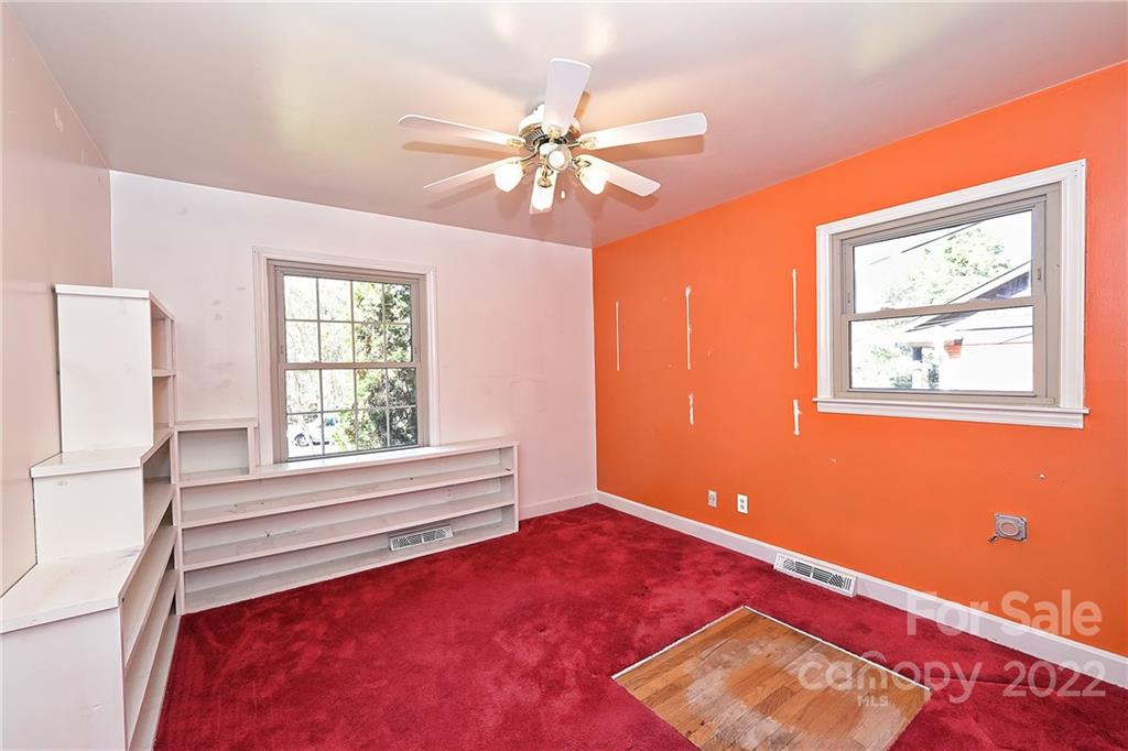 1939 Edgewater Drive Charlotte NC 28210