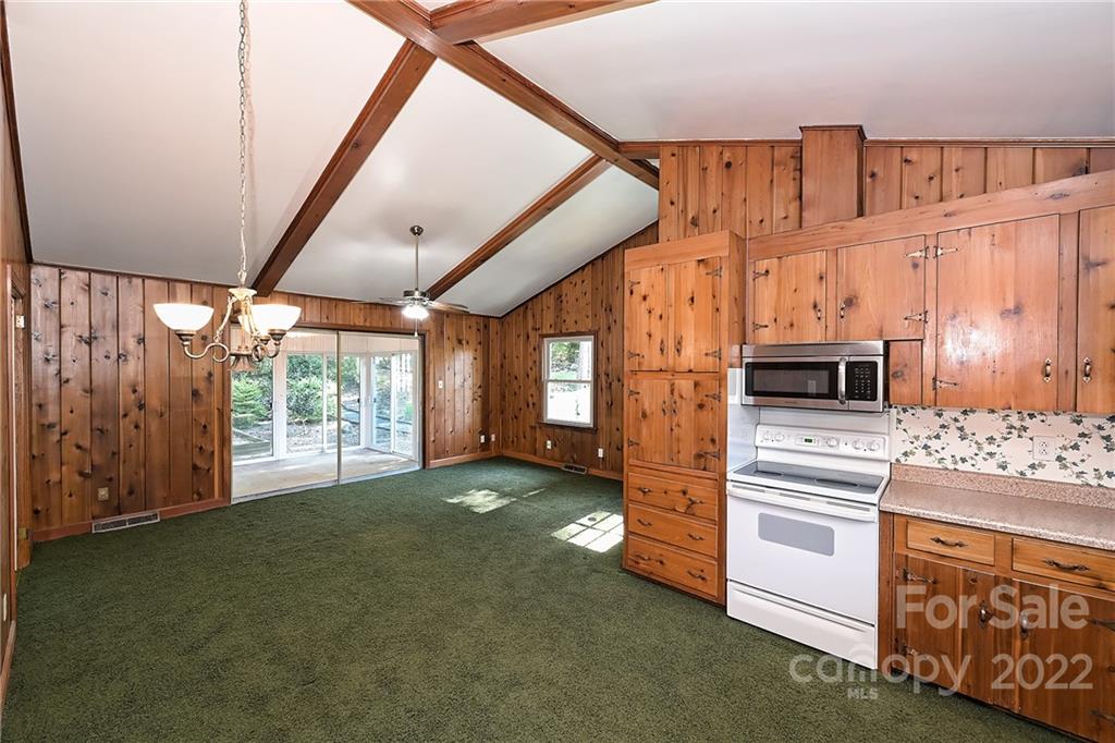 1939 Edgewater Drive Charlotte NC 28210