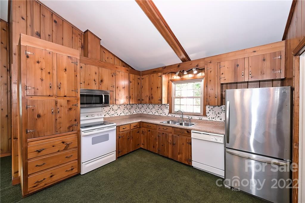 1939 Edgewater Drive Charlotte NC 28210