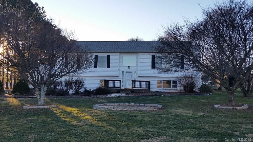 125 Cardinal Road Mills River NC 28759