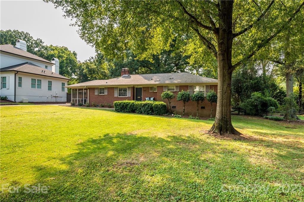 300 Heathwood Road Charlotte NC 28211