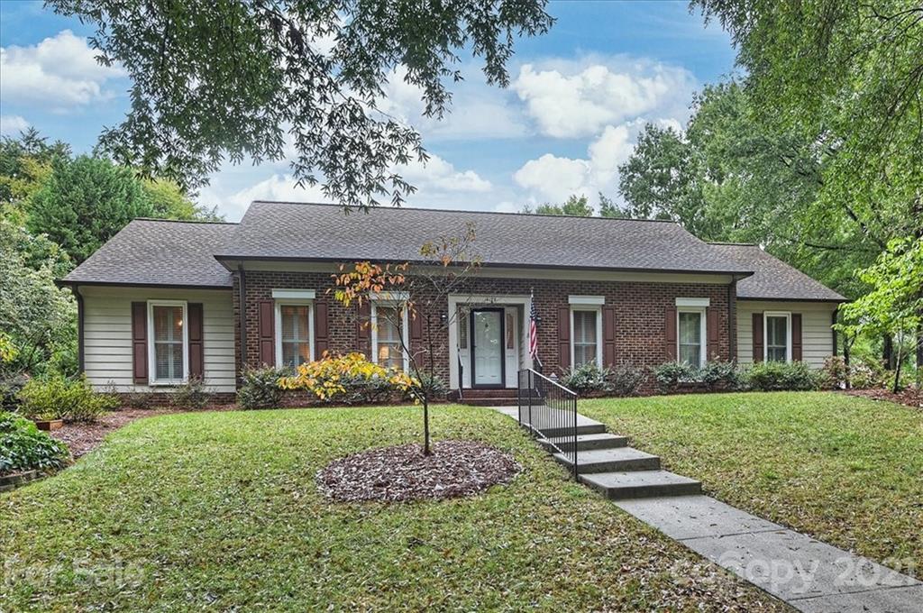 4139 Windmill Place Charlotte NC 28226