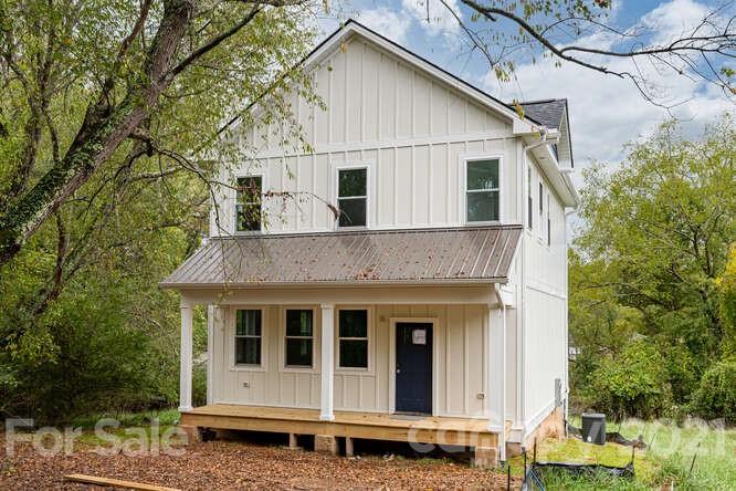 110 Hartman Lane Candler NC 28715