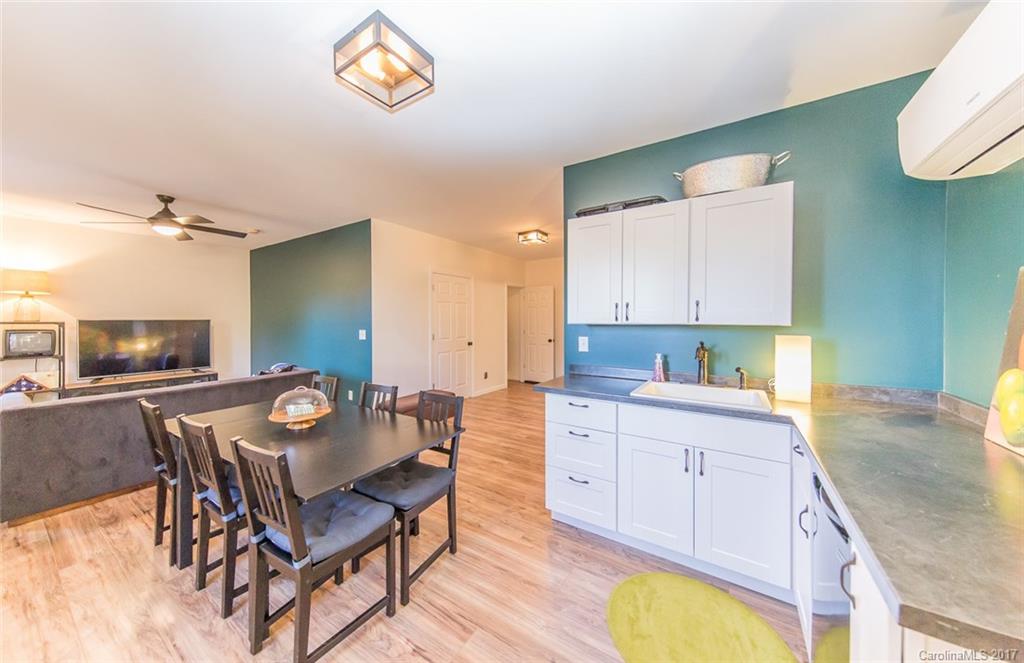 103 Paper Birch Avenue Asheville NC 28806