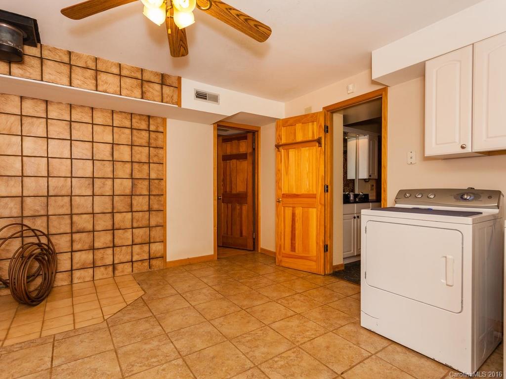 17 Bee Ridge Road Asheville NC 28803