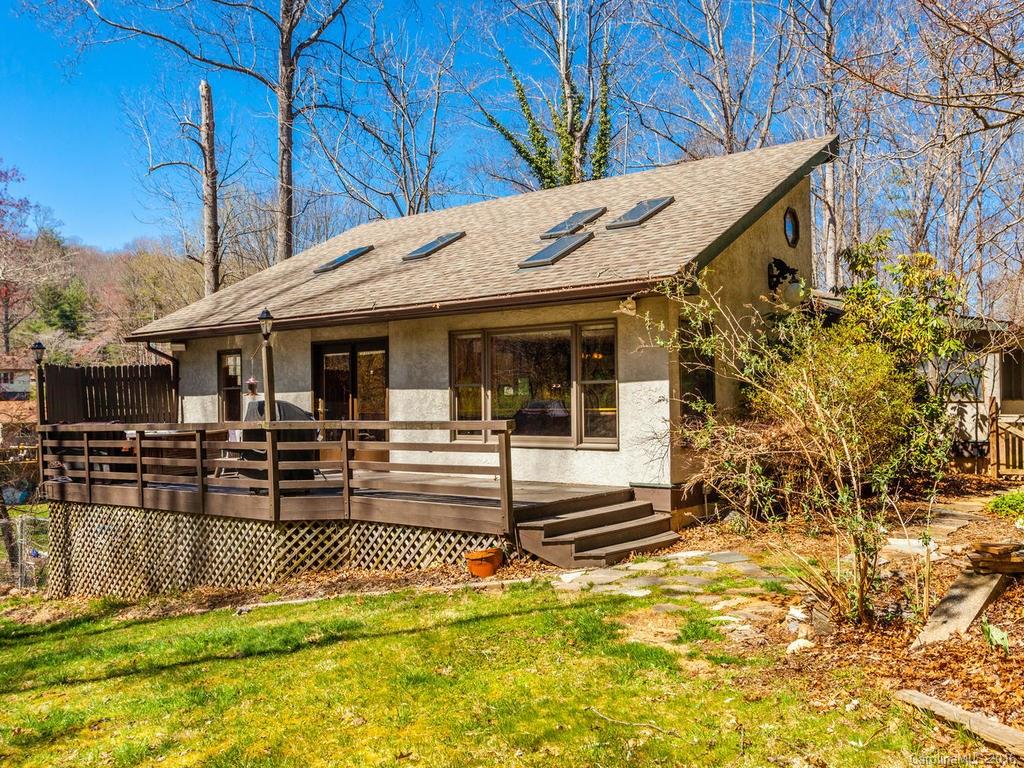17 Bee Ridge Road Asheville NC 28803