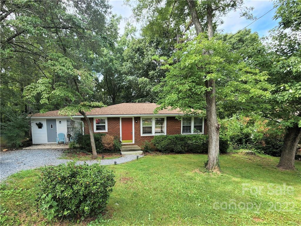 141 Parmer Street Forest City NC 28043