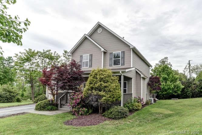 21 Scottish Circle Asheville NC 28803