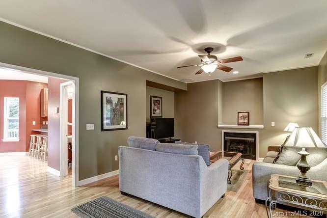 21 Scottish Circle Asheville NC 28803