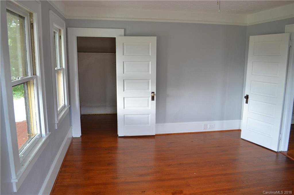 132 Mount Clare Avenue Asheville NC 28801
