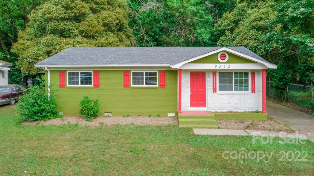 9312 Feldbank Drive Charlotte NC 28216