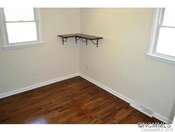 54 Oak Hill Circle Asheville NC 28806