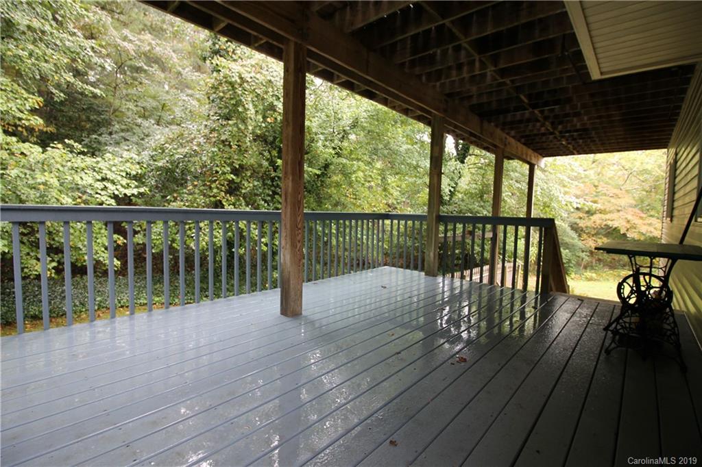 8 Creekside Court Asheville NC 28803