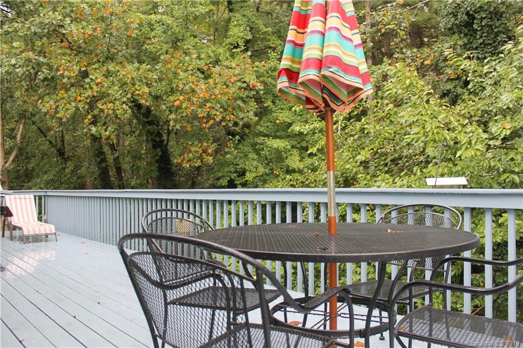 8 Creekside Court Asheville NC 28803