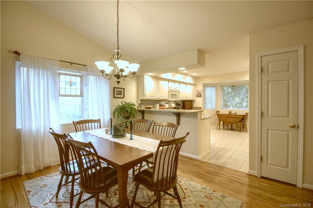 8 Creekside Court Asheville NC 28803