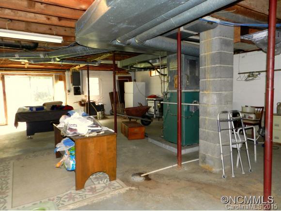 27 Oakley Dogwood Drive Asheville NC 28803