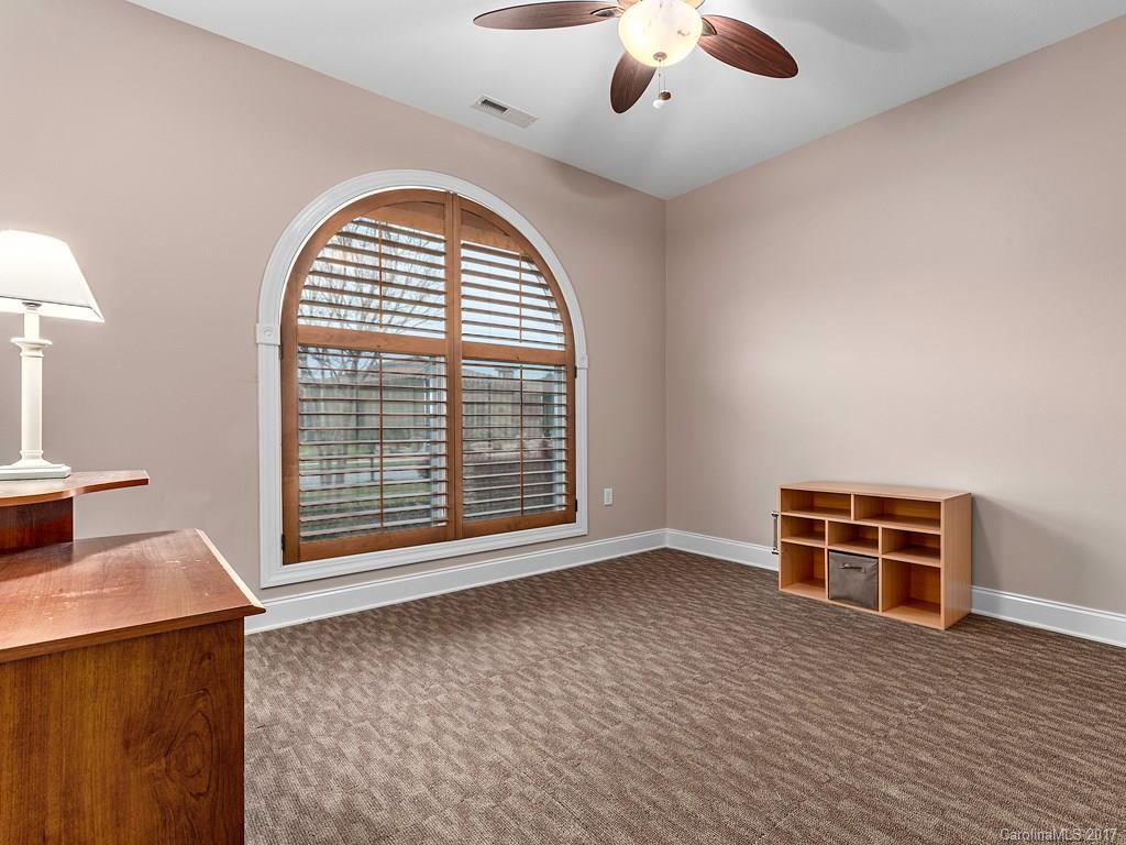 22 Ocaso Drive Asheville NC 28806