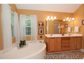 64 Grove End Road Fletcher NC 28732