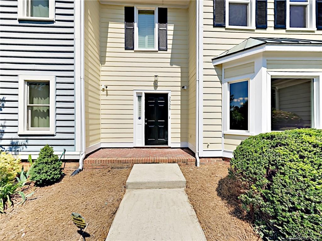 2526 Middlebridge Lane Charlotte NC 28270