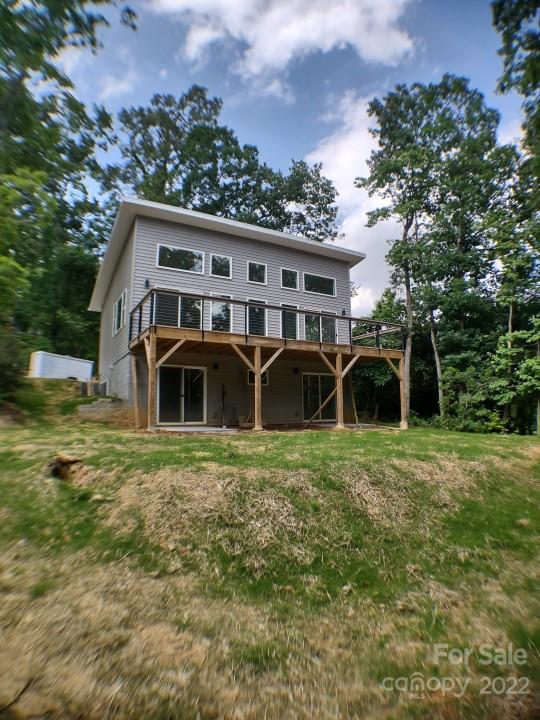 580 Salisbury Road Hendersonville NC 28792
