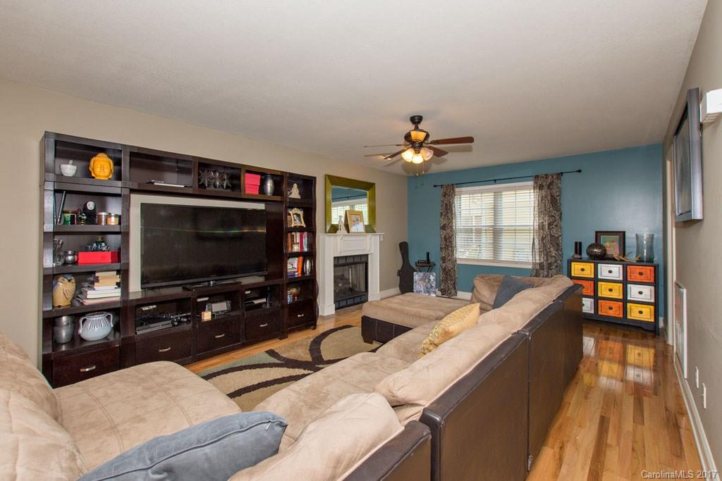 7 Freedom Lane Asheville NC 28803