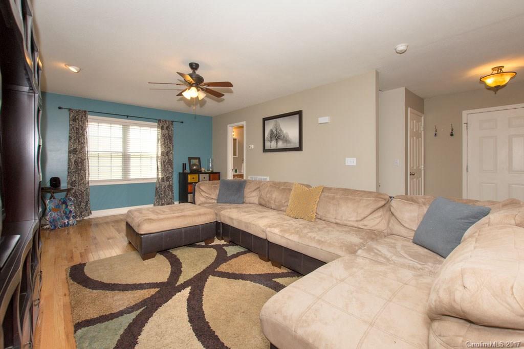 7 Freedom Lane Asheville NC 28803