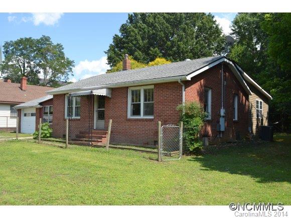 109 Beacon Street Swannanoa NC 28778