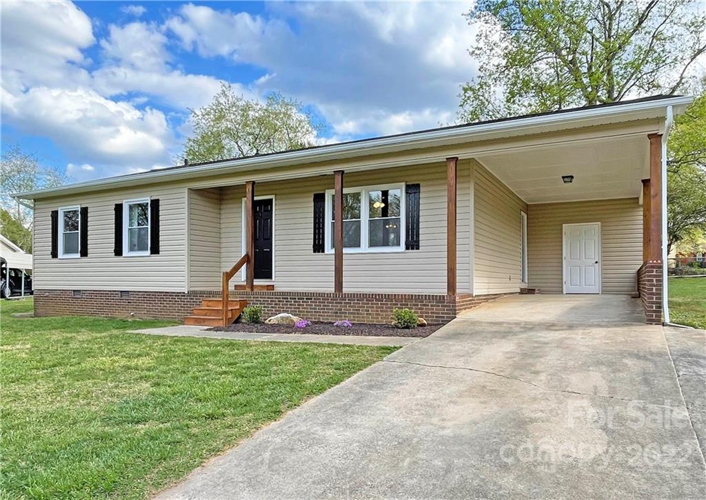 4555 Queens Road Hickory NC 28602