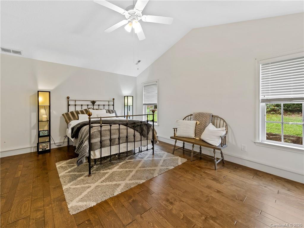 214 E Farm Creek Drive Asheville NC 28806