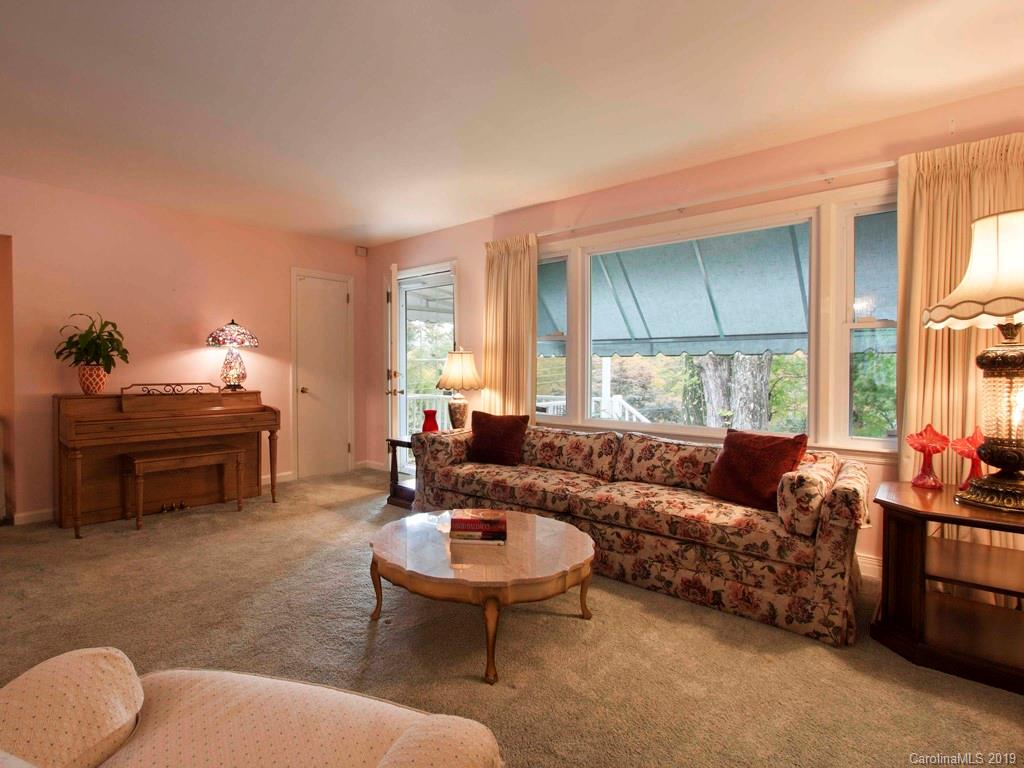 47 Pinehurst Road Asheville NC 28805