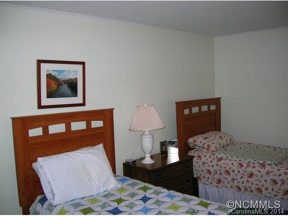 135 Rainbow Lane Candler NC 28715