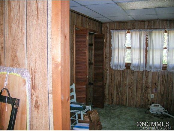 135 Rainbow Lane Candler NC 28715
