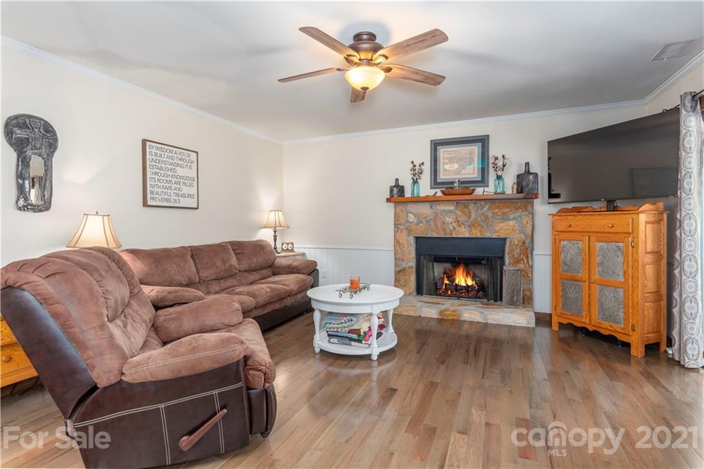 358 Apple Tree Court Waynesville NC 28786