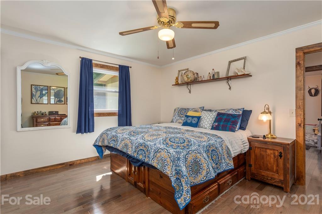 358 Apple Tree Court Waynesville NC 28786