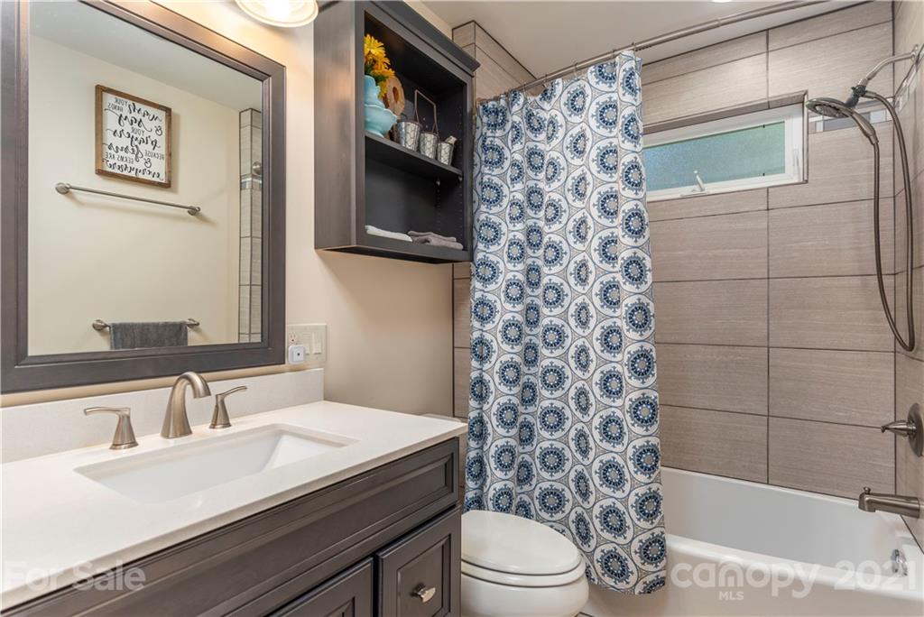 358 Apple Tree Court Waynesville NC 28786
